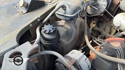 Lot 226 - 1990 LAND ROVER 127