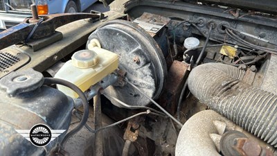 Lot 226 - 1990 LAND ROVER 127