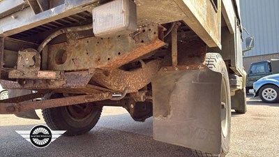 Lot 226 - 1990 LAND ROVER 127