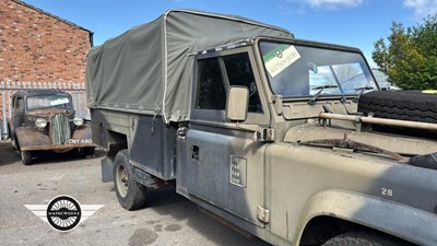 Lot 226 - 1990 LAND ROVER 127