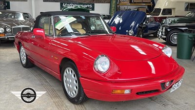 Lot 244 - 1991 ALFA ROMEO SPIDER 2.0