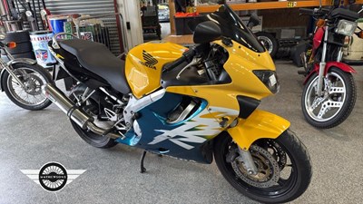 Lot 250 - 1997 HONDA