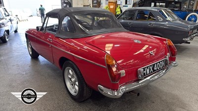 Lot 210 - 1975 MG B