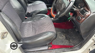 Lot 24 - 2001 FORD ESCORT 55 D