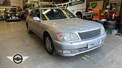 Lot 370 - 1999 LEXUS LS400 AUTO - ALL PROCEEDS TO CHARITY