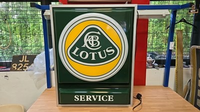 Lot 607 - LOTUS SERVICE ILLUMINATED SIGN 36" X 28"