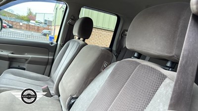 Lot 182 - 2004 DODGE (USA)