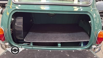 Lot 398 - 1964 AUSTIN MINI 1000