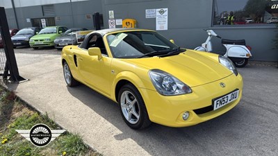 Lot 330 - 2003 TOYOTA MR2 ROADSTER VVTI