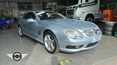 Lot 684 - 2002 MERCEDES SL500 AUTO
