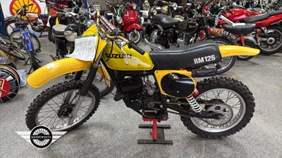 Lot 352 - 1977 SUZUKI RM 125