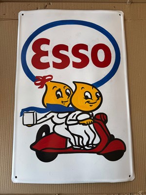 Lot 113 - ESSO MR & MRS DRIP SIGN 24" X 16"