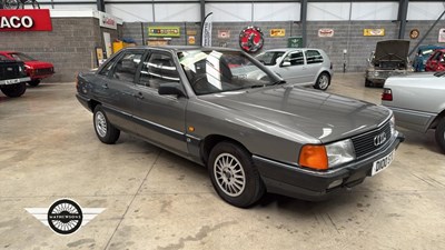 Lot 512 - 1986 AUDI 100 CD