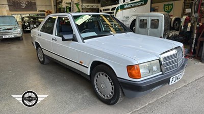 Lot 536 - 1989 MERCEDES 190E