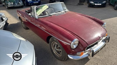 Lot 678 - 1973 MG B