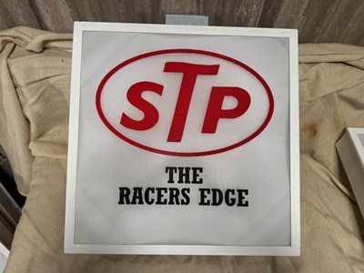 Lot 851 - STP THE RACERS EDGE LIGHT UP SIGN 23" X 23"