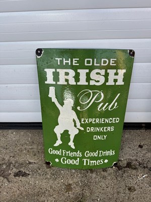 Lot 855 - THE OLDE IRISH PUB ENAMEL SIGN 18" X 12"