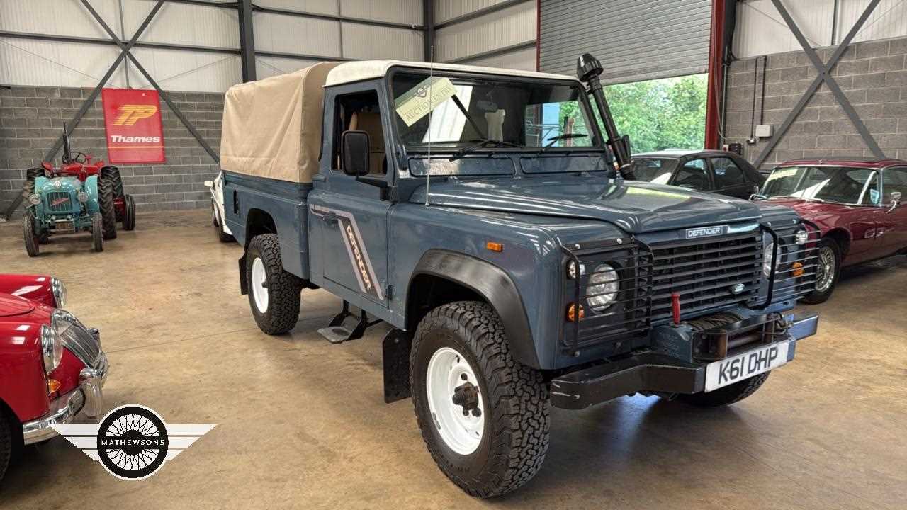 Lot 261 - 1992 LAND ROVER 110 DEFENDER TURBO DIESEL