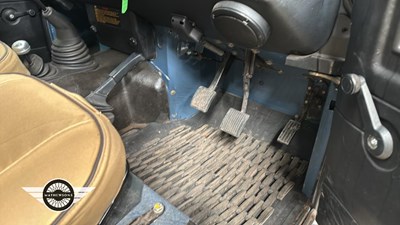 Lot 261 - 1992 LAND ROVER 110 DEFENDER TURBO DIESEL