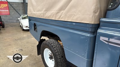 Lot 261 - 1992 LAND ROVER 110 DEFENDER TURBO DIESEL