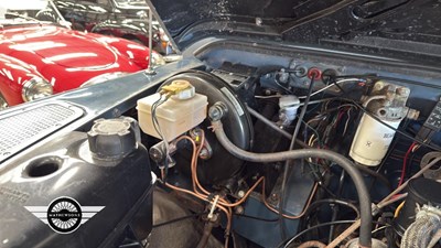 Lot 261 - 1992 LAND ROVER 110 DEFENDER TURBO DIESEL