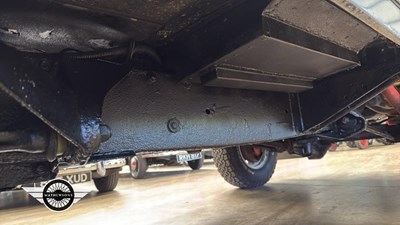 Lot 261 - 1992 LAND ROVER 110 DEFENDER TURBO DIESEL