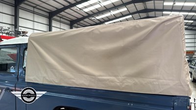 Lot 261 - 1992 LAND ROVER 110 DEFENDER TURBO DIESEL