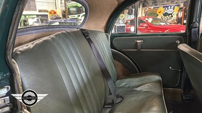 Lot 826 - 1956 MORRIS MINOR