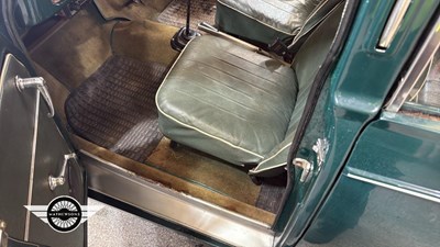 Lot 826 - 1956 MORRIS MINOR