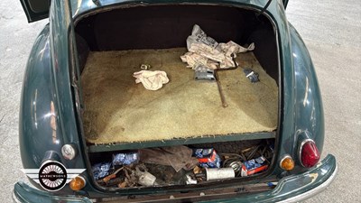 Lot 826 - 1956 MORRIS MINOR