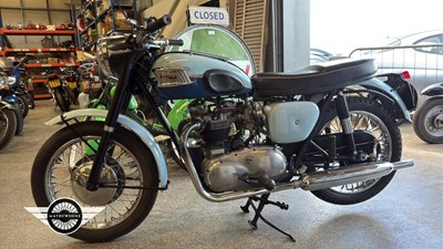 Lot 110 - 1960 TRIUMPH