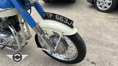 Lot 100 - 1960 NORTON