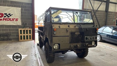 Lot 648 - 1983 LAND ROVER