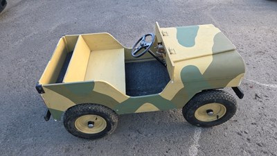 Lot 721 - 12 VOLT MOTORISED JEEP