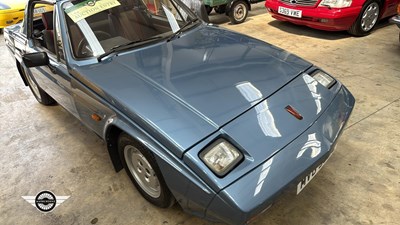 Lot 24 - 1986 RELIANT SCIMITAR SS1