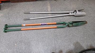Lot 853 - 2 X POST HOLE DIGGERS