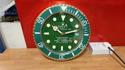 Lot 609 - ROLEX STYLE WALL CLOCK 13" DIA