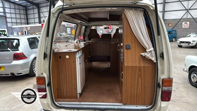 Lot 40 - 1980 TOYOTA HI-ACE