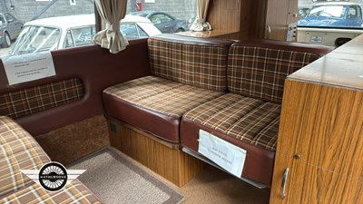 Lot 40 - 1980 TOYOTA HI-ACE