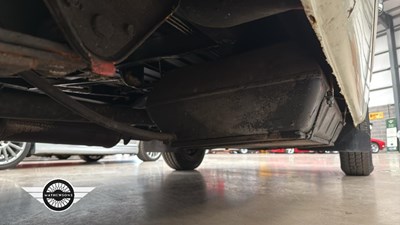 Lot 40 - 1980 TOYOTA HI-ACE