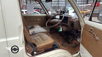 Lot 40 - 1980 TOYOTA HI-ACE