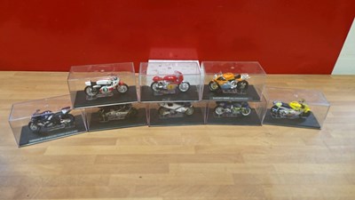 Lot 789 - SET OF 8 DIE CAST MOTOR CYCLES MODELS