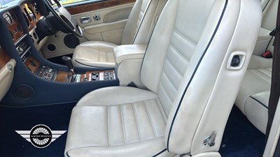 Lot 788 - 1996 BENTLEY CONTINENTAL R