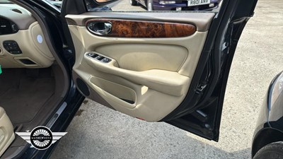 Lot 152 - 2007 JAGUAR XJ EXECUTIVE V6 TDVI A