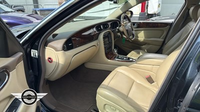 Lot 152 - 2007 JAGUAR XJ EXECUTIVE V6 TDVI A