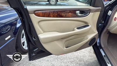 Lot 152 - 2007 JAGUAR XJ EXECUTIVE V6 TDVI A