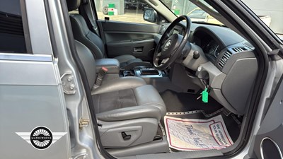 Lot 230 - 2006 JEEP GRAND CHEROKEE SRT-8 A