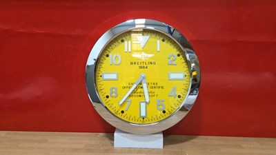 Lot 533 - AVENGER BREITLING STYLE WALL CLOCK