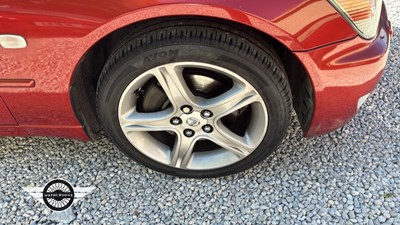 Lot 576 - 2000 LEXUS IS200 SE AUTO