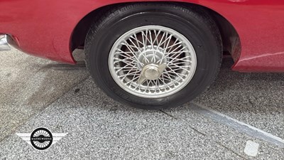 Lot 200 - 1971 MG B